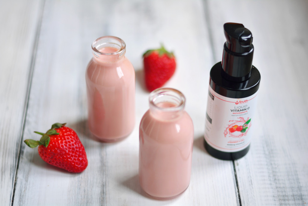 strawberry-cashew-milk-with-liquid-vitamin-c-paleo-vegan-2